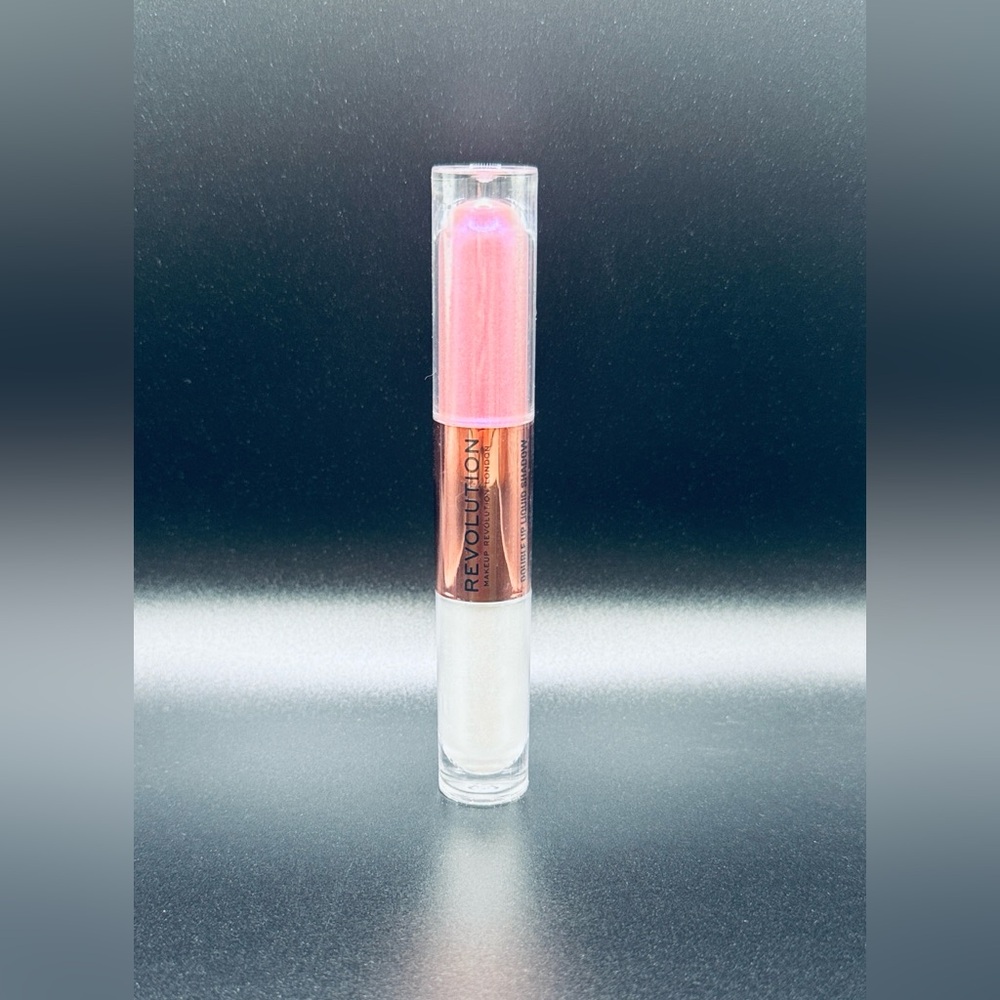 Makeup Revolution Double Liquid Shadow Subliminal Lilac